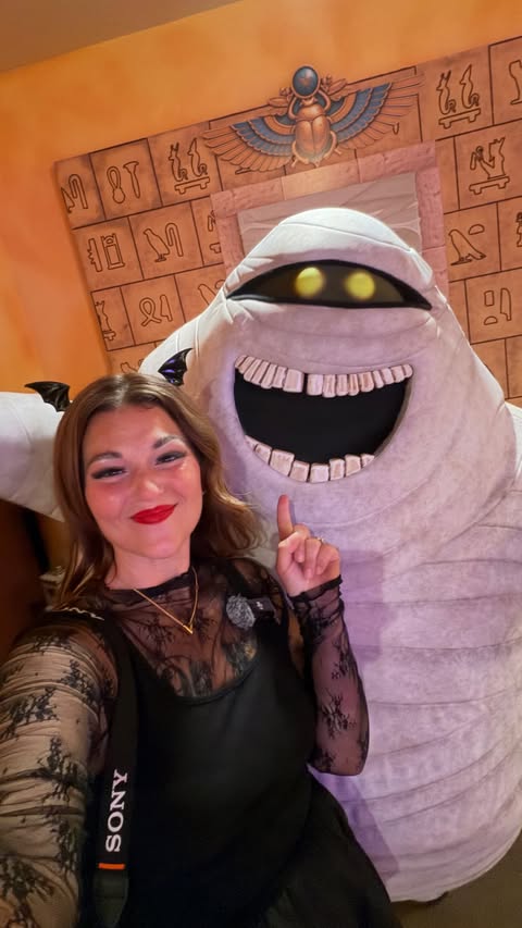 Instagram post by @deanastyle for SeaWorld. Caption reads: [...] a monstrously fun Dread & Breakfast at....