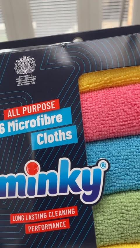 Instagram post by @hinch.fan.louise for Minky Homecare. Caption reads: #influencer #fyp #love #gifted #thankyou #buy #try....