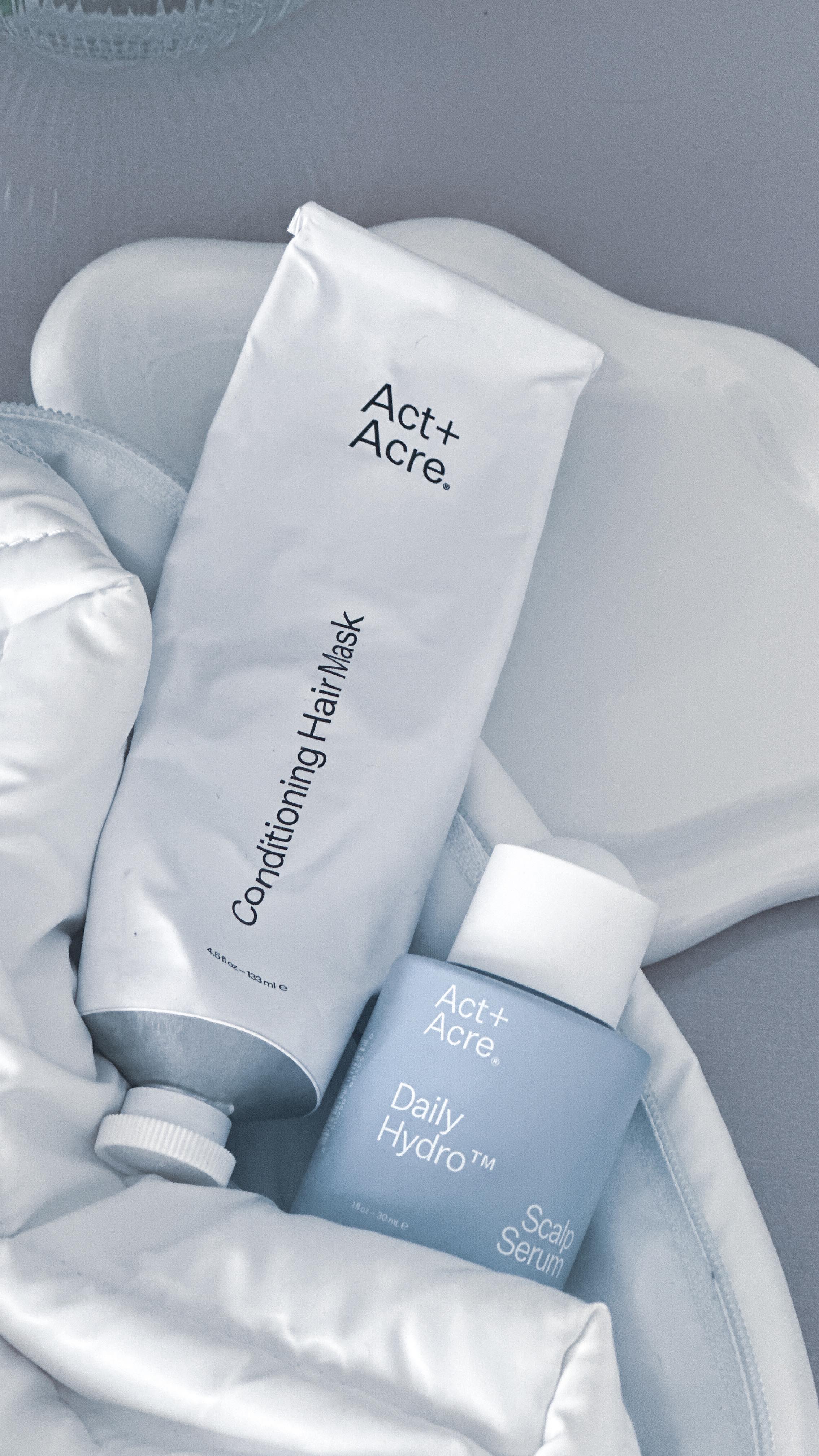 Instagram post by @inlovewithbeauty2 for ActandAcre. Caption reads: Get -30% Off with code ⬇️ 
🔗....