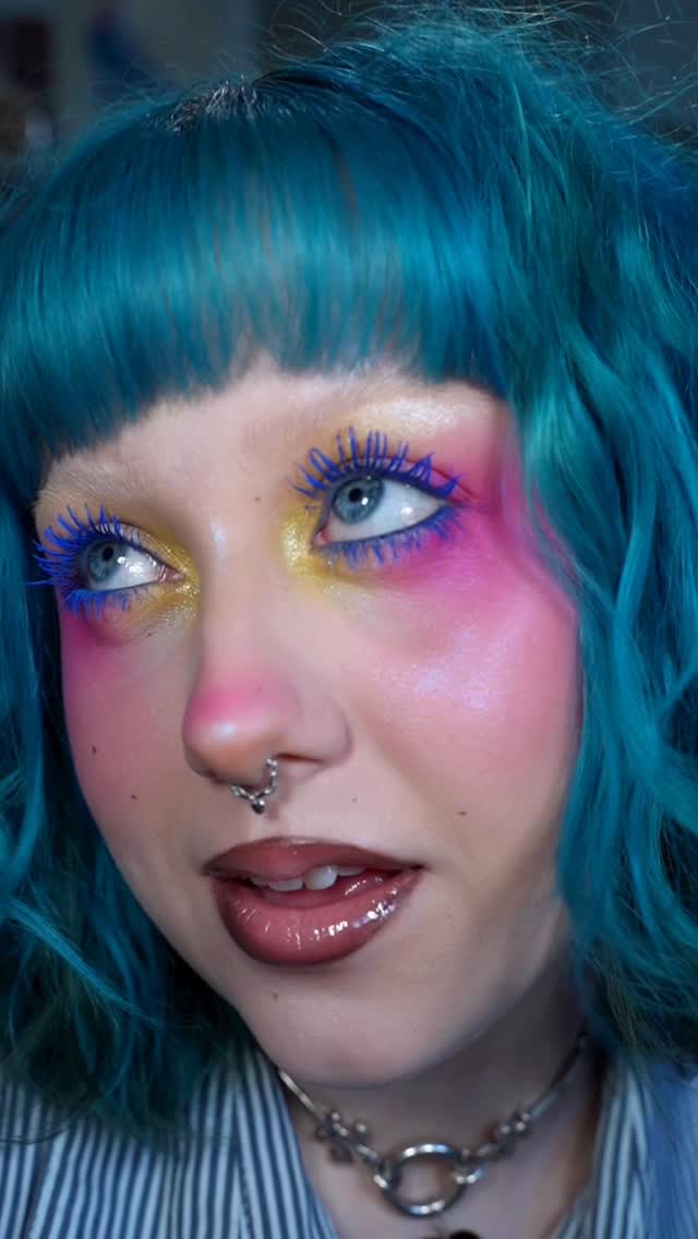 Instagram post by @pippambarnes for rimmellondon. Caption reads: super easy makeup idea for my fellow pansexual....