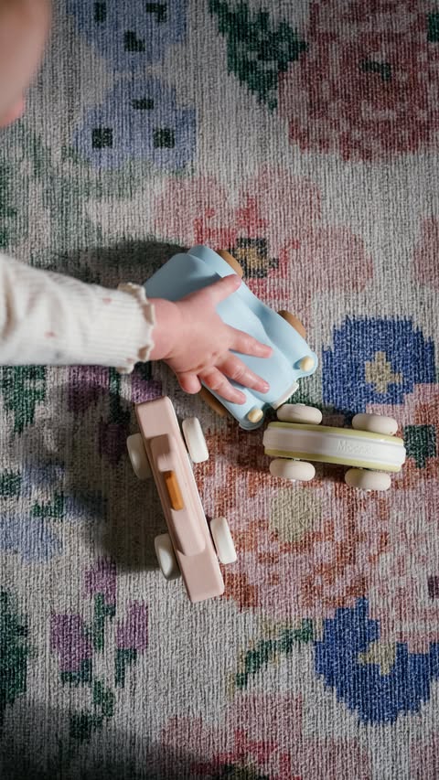 Instagram post by @nic_chiarelli for Moonkie. Caption reads: [...] for your little one does exist!....