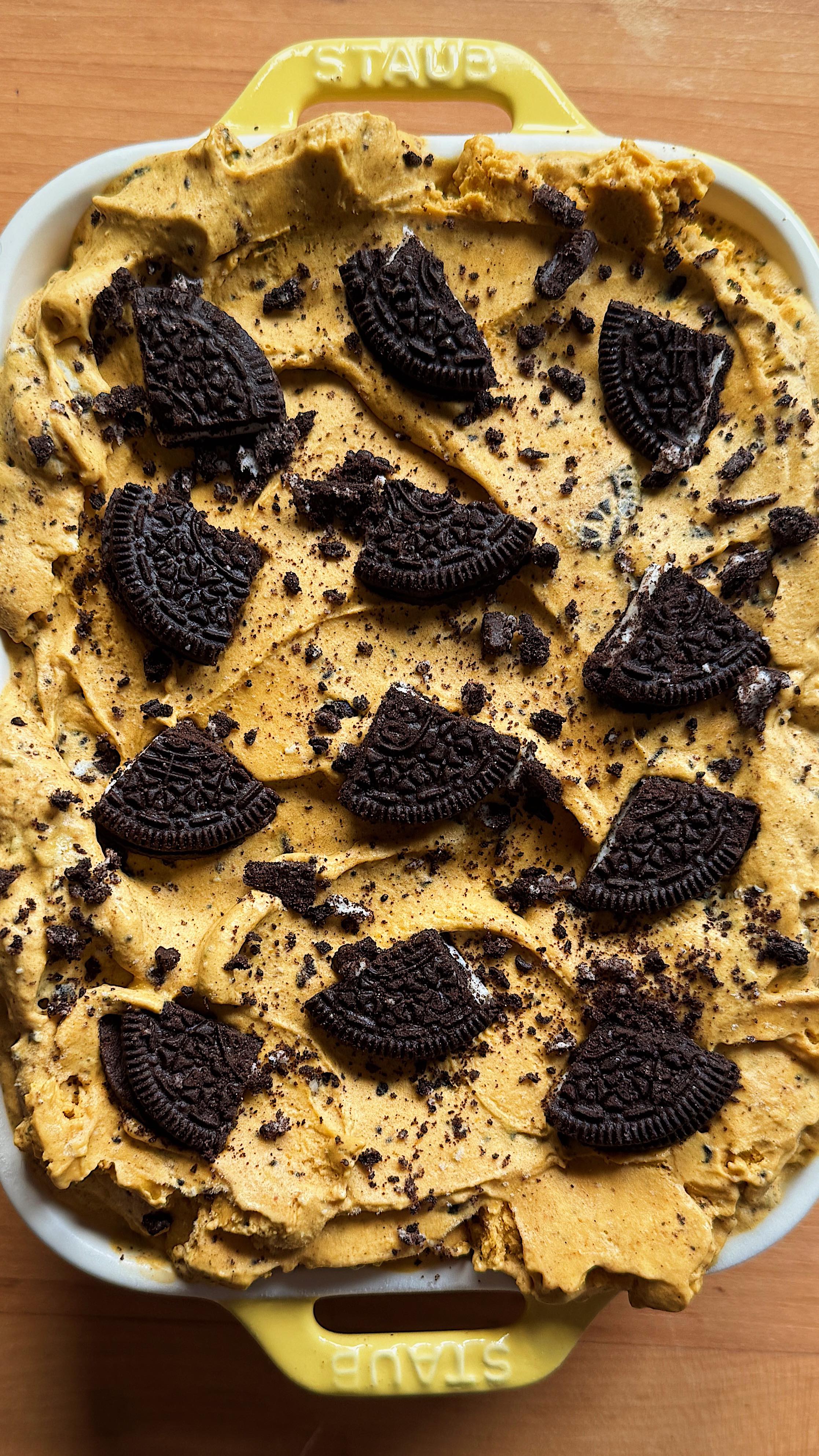 Instagram post by @carolinagelen for Pete & Gerry's. Caption reads: PUMPKIN COOKIES AND CREAM ICE CREAM made with....