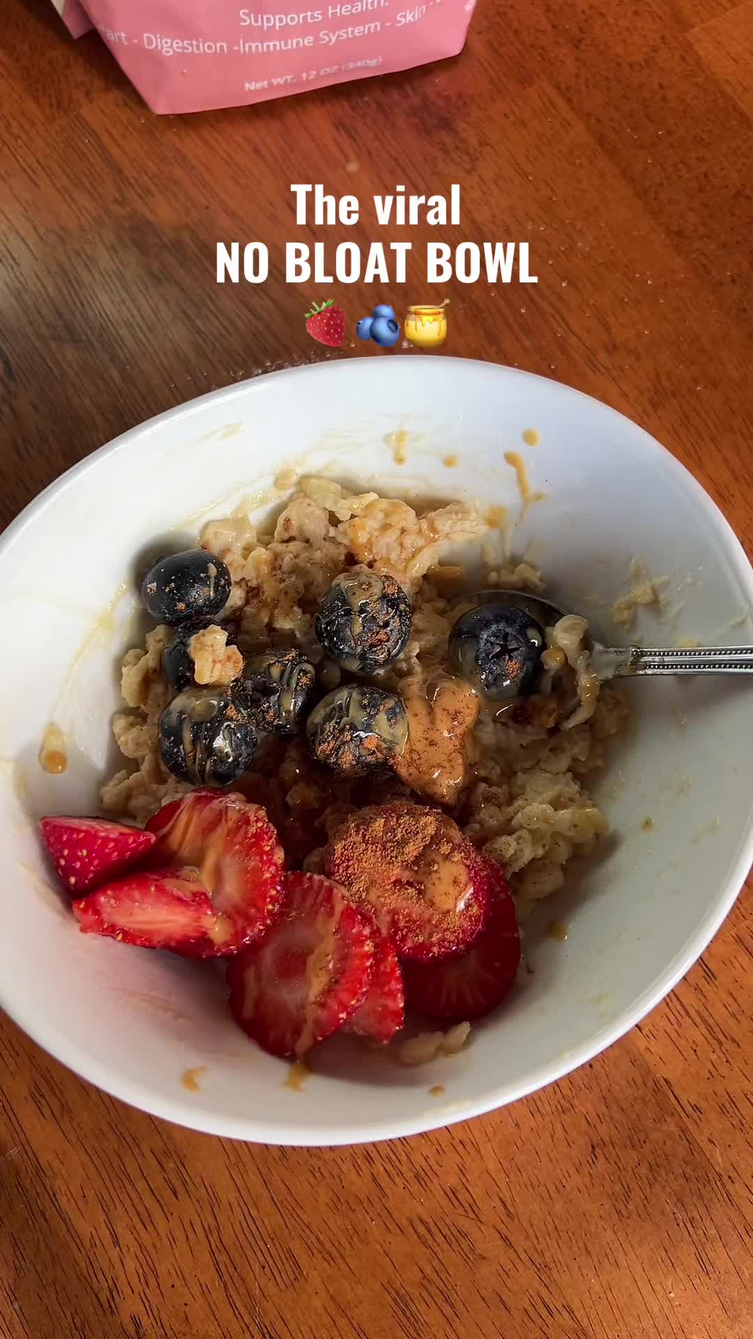 TikTok post by @carlou94 for Wellious. Caption reads: [...] this viral bowl! So delish with the....