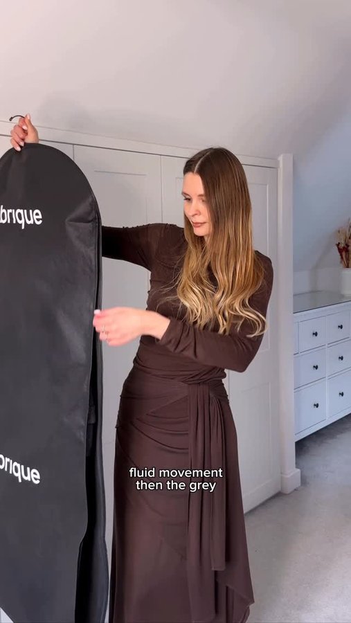 Instagram post by @whatlanaloves for Fabrique. Caption reads: I love clothes that make getting dressed easy.....