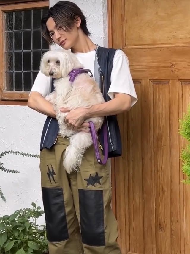 Instagram post by @shingokuzuno for Repost App. Caption reads: Thank you for wearing〝Leather patch custom pants〟....