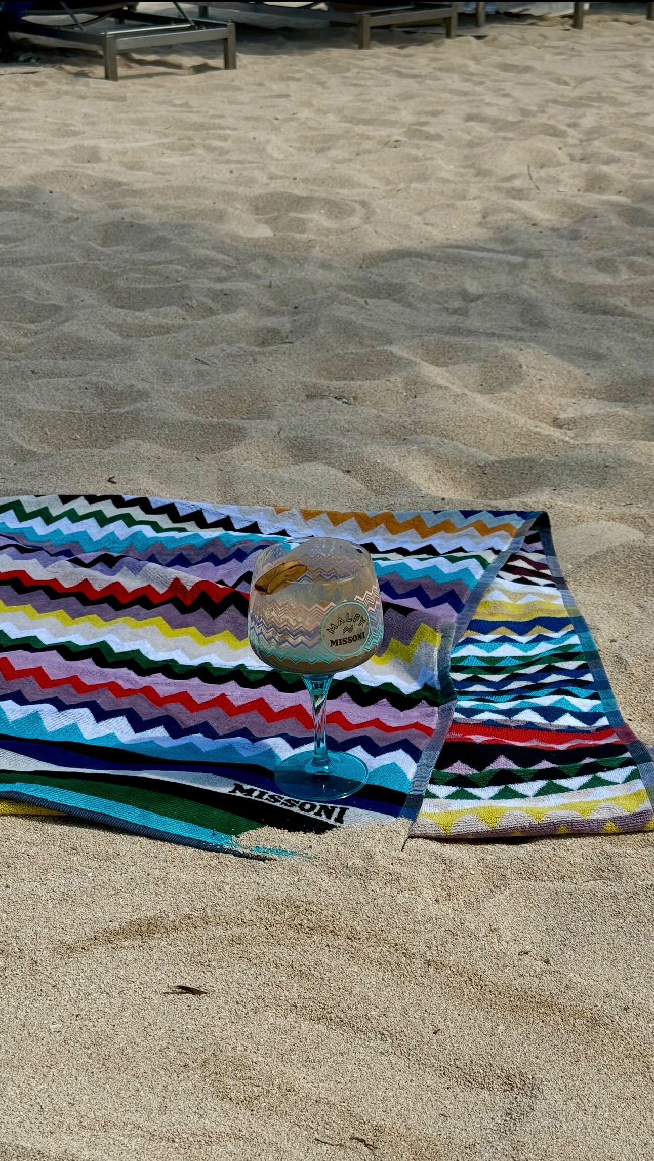 Instagram post by @dave.stn for Missoni. Caption reads: [...] a few days at @ritzcarltonbali for the....