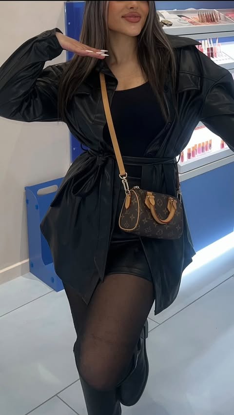 Instagram post by @itz.helia for Sunday Riley. Caption reads: @sundayriley didn’t think I’m cringe🥹✨🤭
This is....