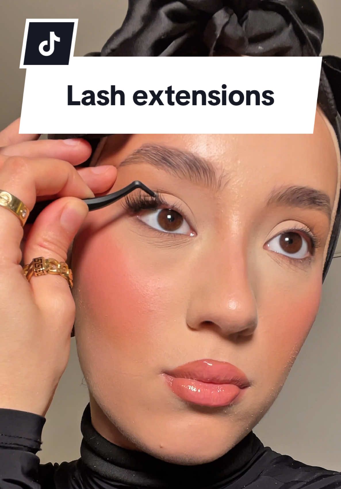 TikTok post by @_prinoora for Nanolash. Caption reads: [...] so literally takes seconds to apply!!....