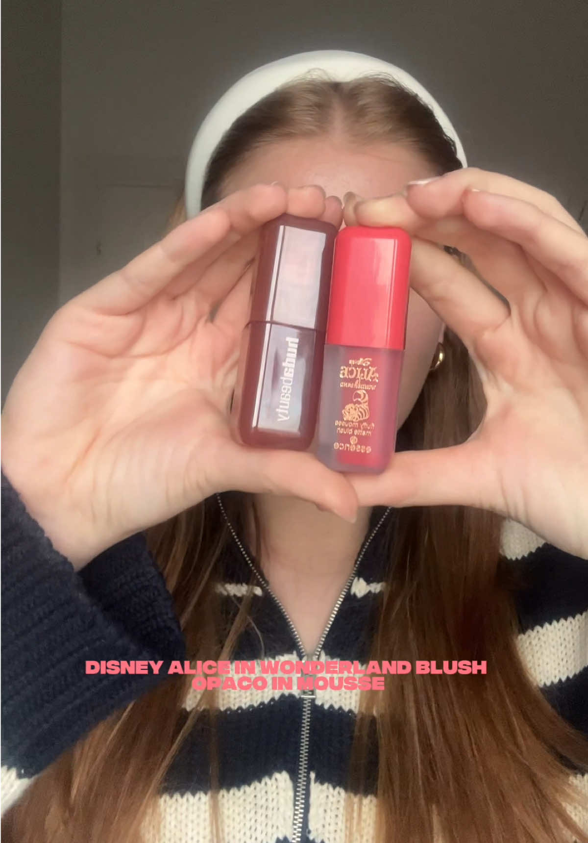 TikTok post by @lananajjacaaaa for Essence Cosmetics. Caption reads: Definitivo vredan svakog dinara, formulacija je....