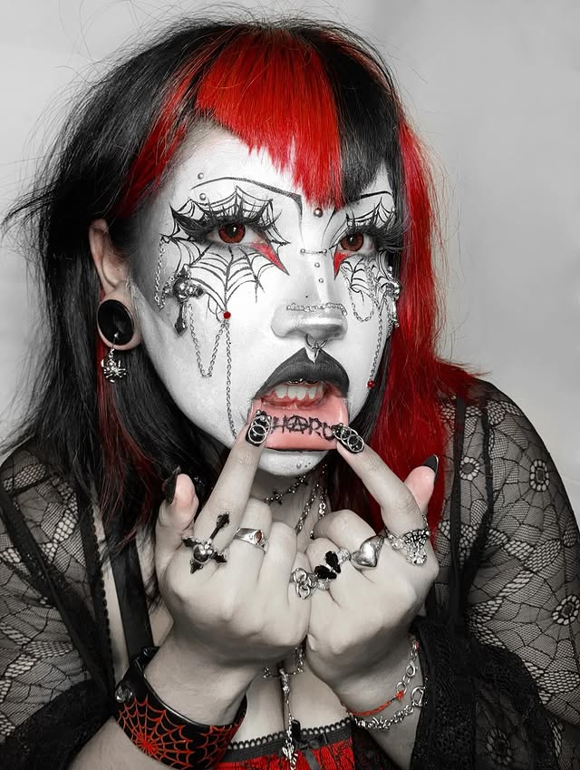 Instagram post by @il0vemcr for Hard Jewelry. Caption reads: ʜ⩜⃝ʀᴅ ︎☠︎︎ ⋆ @hardjewelry just hit 1,000,000 and....
