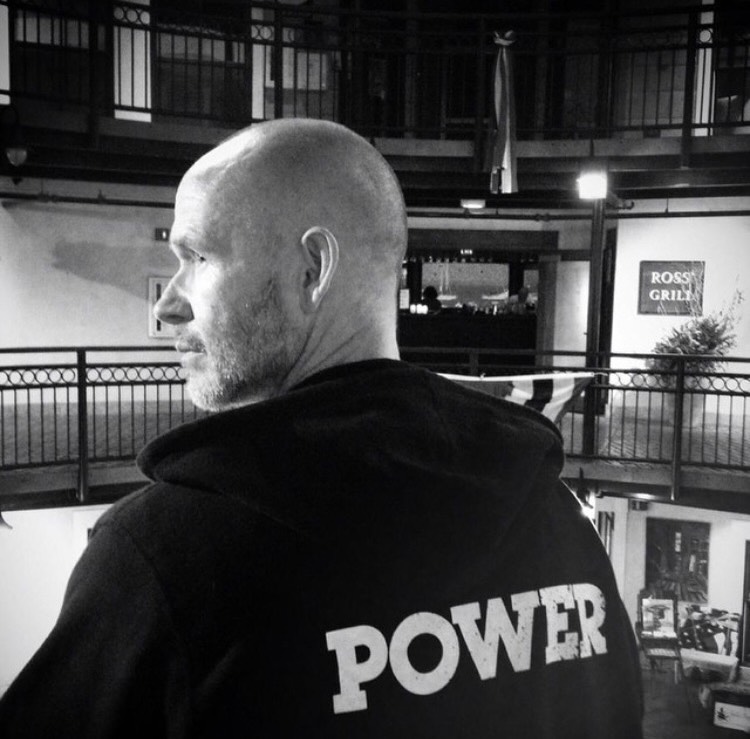 Instagram post by @gary_lennon for STARZ. Caption reads: [...] form. At midnight a new episode of....