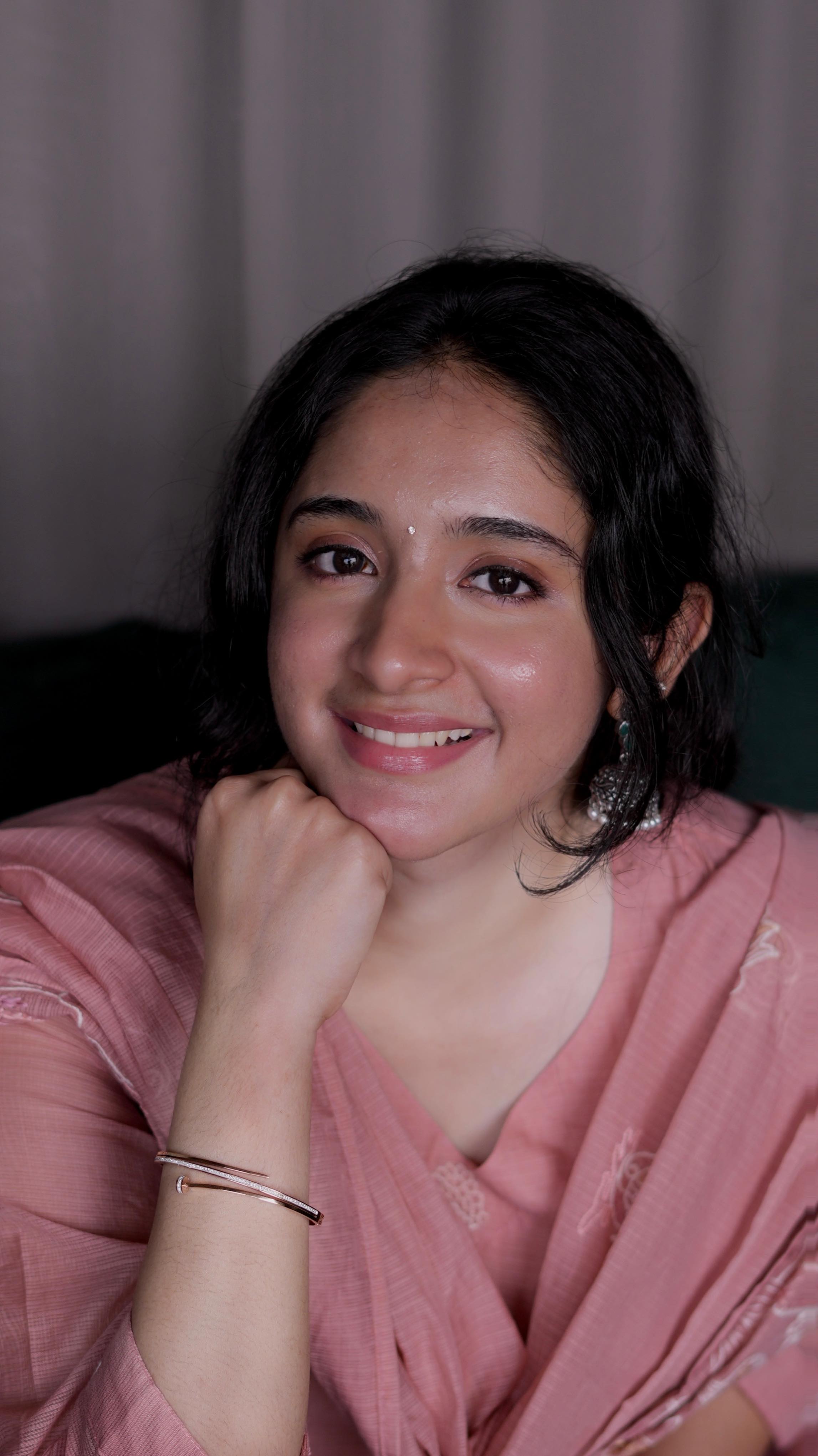 Instagram post by @shreeee_offcl for Bare Anatomy. Caption reads: [...] for product link and get yours 🔗....