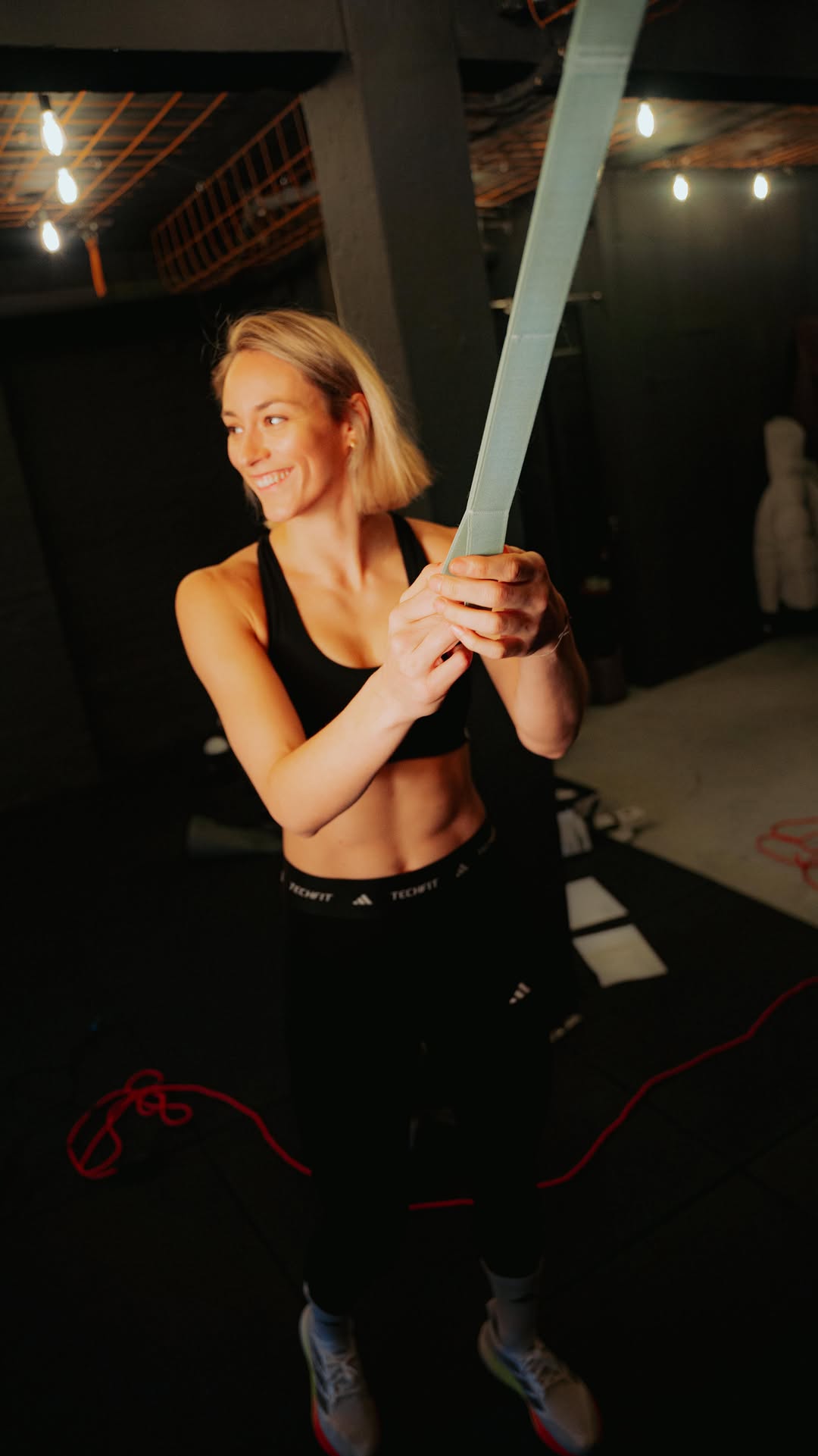 Instagram post by @louisa_lippmann for BLACKROLL. Caption reads: 🏋️‍♀️ Warm-up. Cool-down. Recovery. Das....