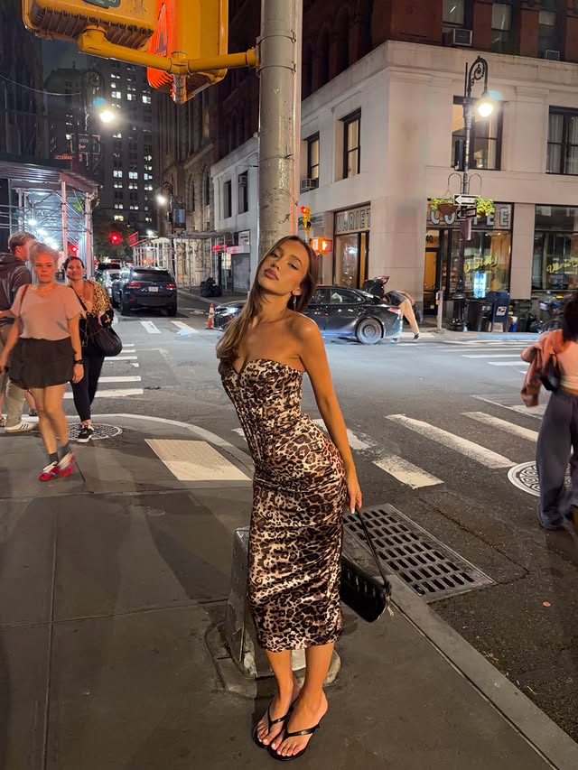 Instagram post by @pariisgascoigne for Windsor Store. Caption reads: Girls night out 🐆 @windsorstore....