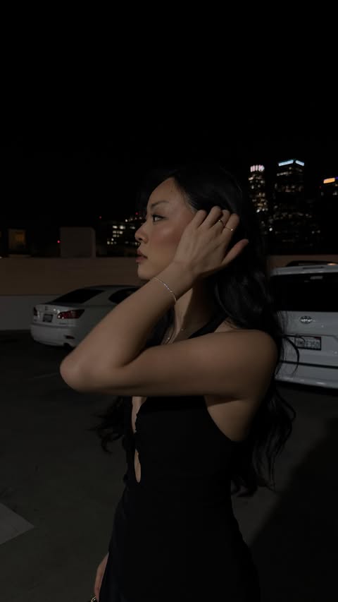 Instagram post by @kathryynn for Linjer Jewelry. Caption reads: Valentine’s Day gifting made easy with @linjerco....