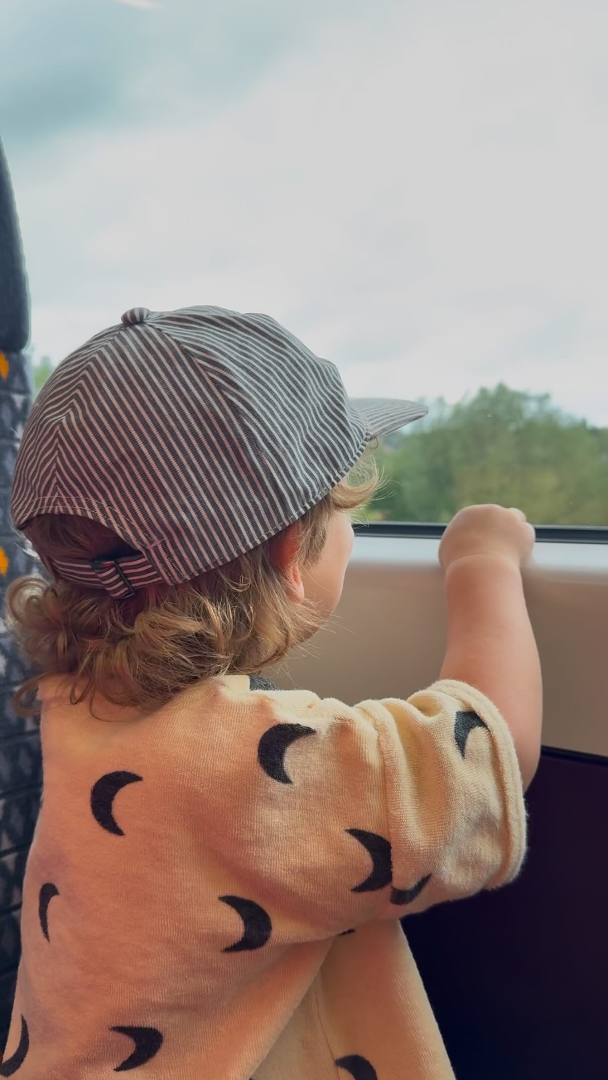 Instagram post by @lifeatbluebell_ for Trainline. Caption reads: [...] with your kids, then here it is!
....