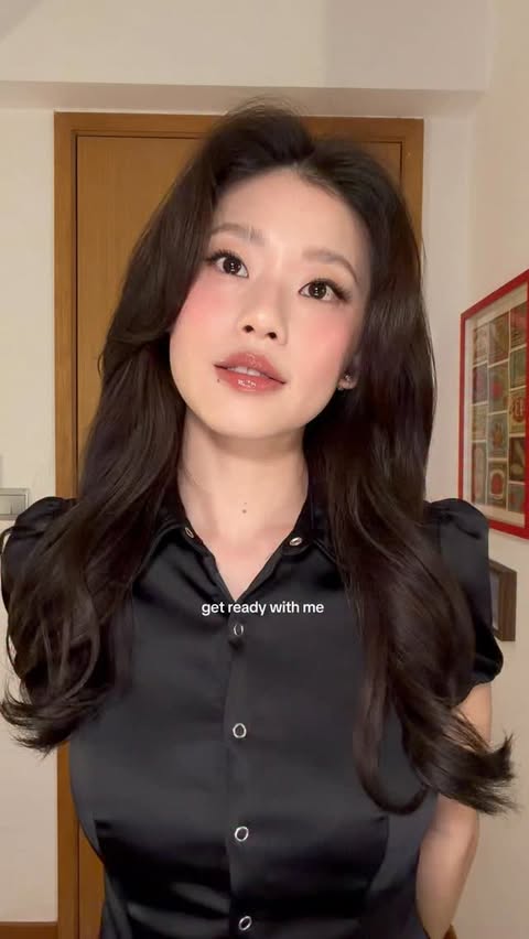 Instagram post by @leebyulbyul for Armani beauty. Caption reads: [...] feeling your best ❤️ products used....