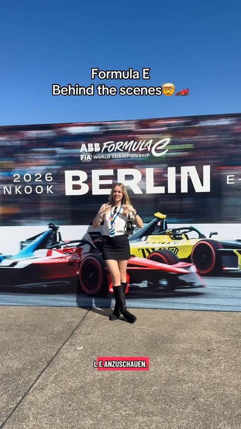 Instagram post by @anna.lena.cars for Formula E. Caption reads: Anzeige #GEN4 #FormulaE #FuturelsElectric....