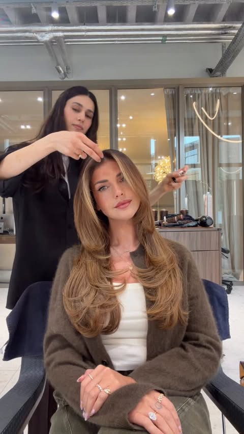 Instagram post by an influencer for Kérastase. Caption reads: [Anzeige] Glossy hair, no filter ✨....