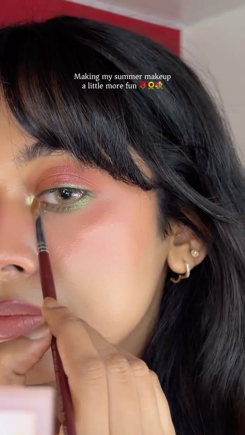 Instagram post by @rohshaali for Oulac Cosmetics. Caption reads: [...] Loving these liquid glitters from....