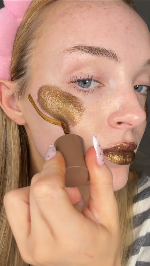 Instagram post by @rhonyclaire for Aprilskin. Caption reads: full face of lip stains ✨ using @aprilskin_global....