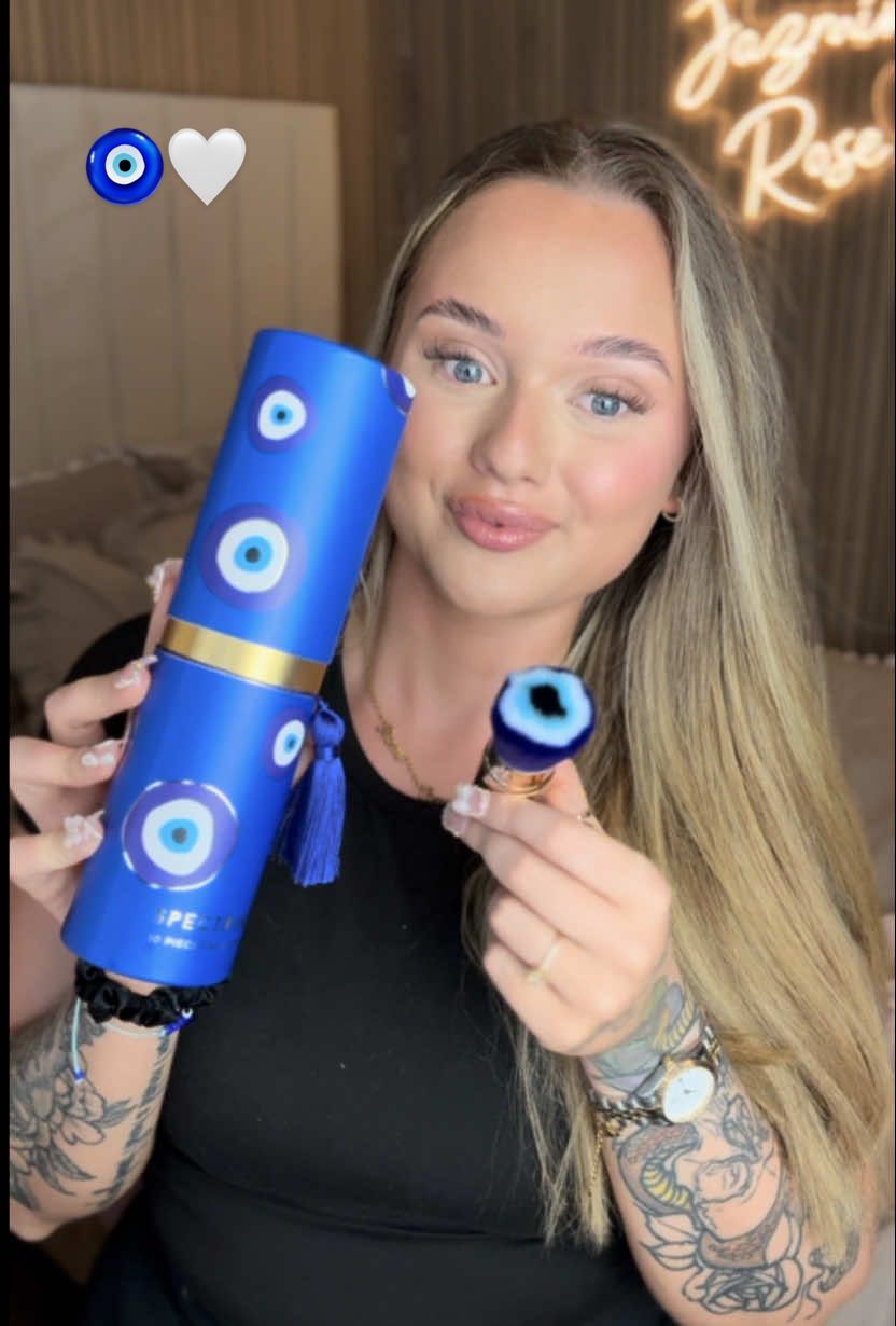 TikTok post by @missjazminerose for Spectrum Collections. Caption reads: @Spectrum Collections 🧿🤍 #evileye #brushset....