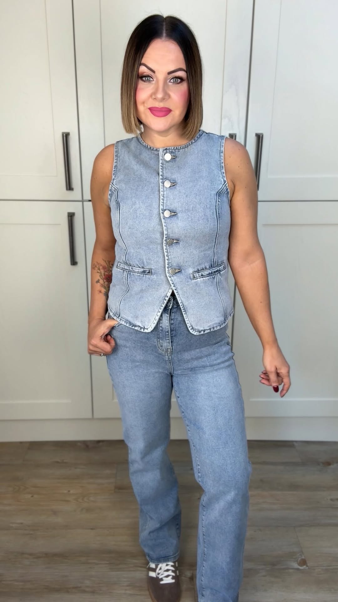 Instagram post by @mama_loves_leopard for In The Style. Caption reads: Ad | As a curvy petite I really struggle to find....