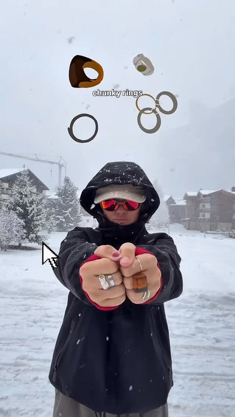 Instagram post by @noaatla for Zalando. Caption reads: layered by @zalando 🧅🫶🏽
How to layer: 

1. base....