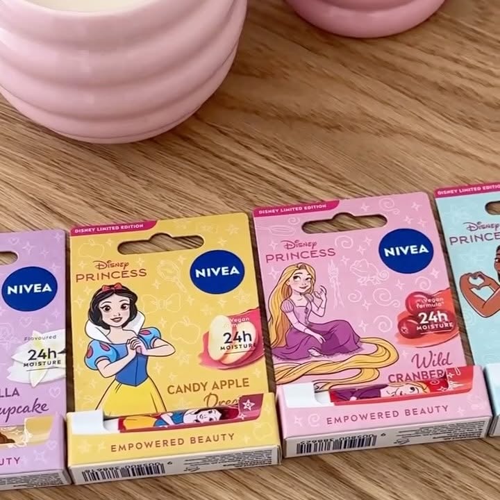 Instagram post by @martynaszalacka for NIVEA Polska. Caption reads: #reklama Odkryjcie ze mną nową, limitowaną....
