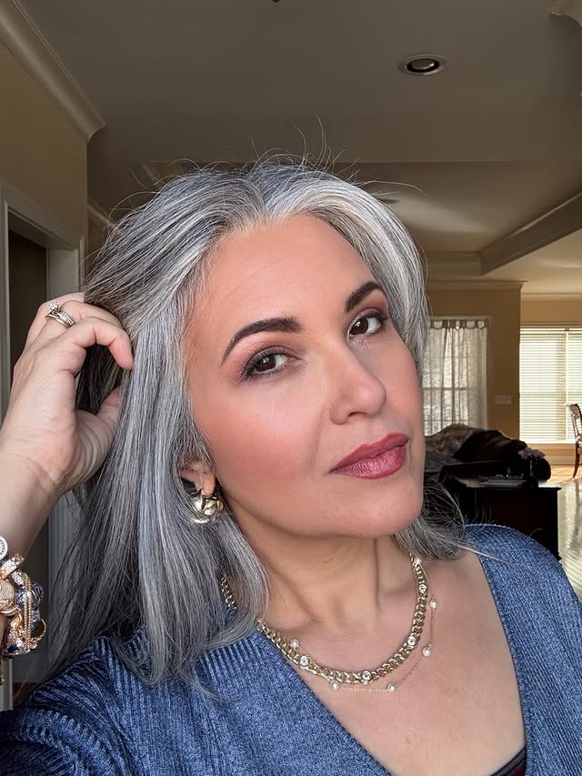 Instagram post by @born_to_make_a__difference for Boom Beauty. Caption reads: [...] Holo from @uvebeauty Eyeliner from....