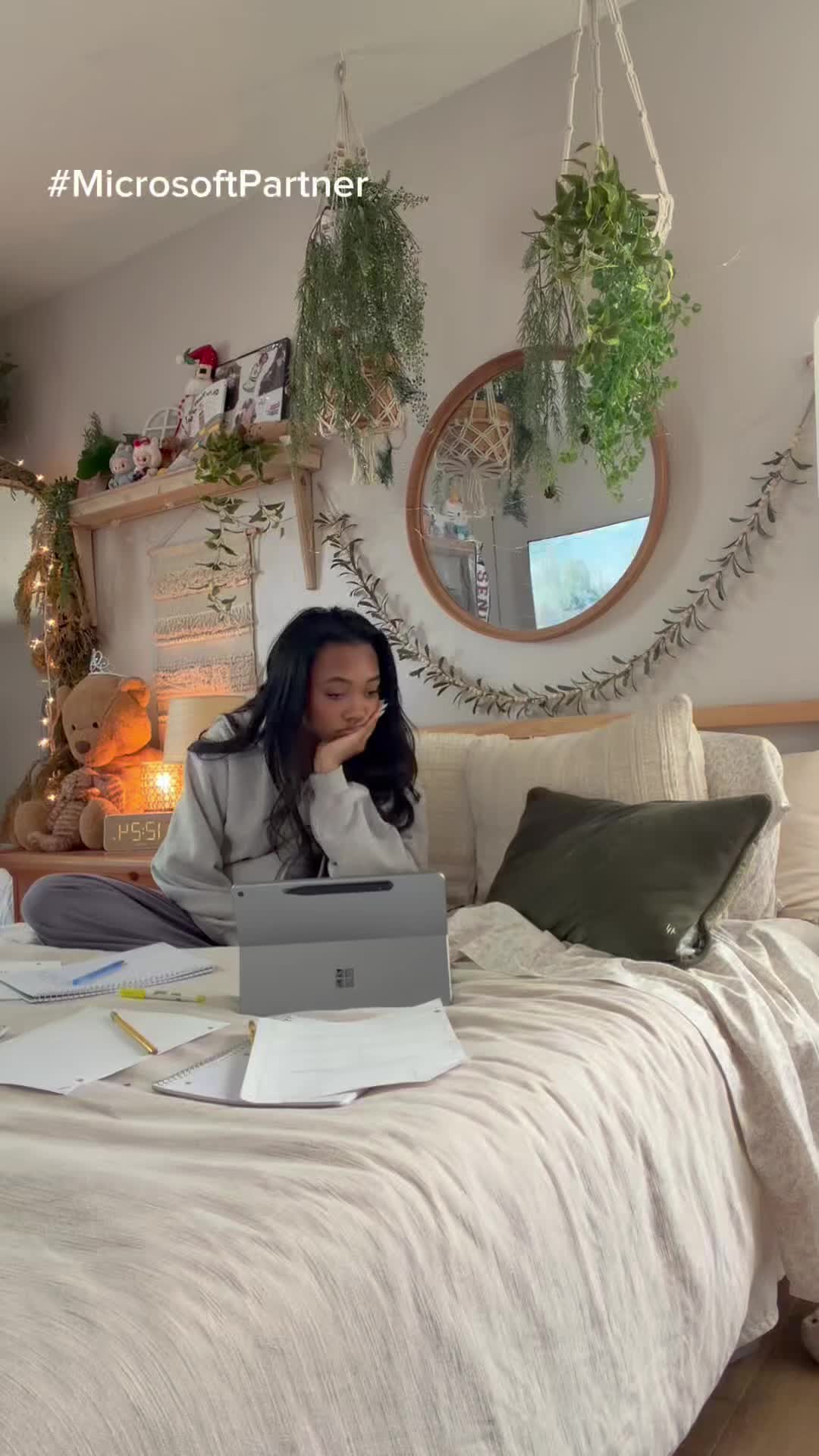 TikTok post by @jordymcfordy for Windows. Caption reads: [...] Microsoft had the solution! 📑😊 Get a....