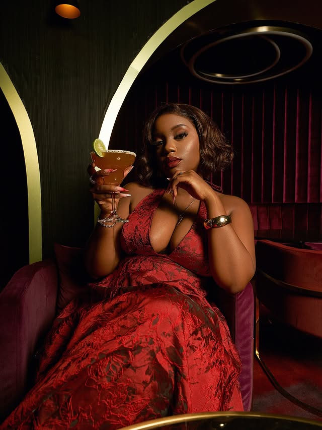 Instagram post by @stephu_mulinge for Hennessy. Caption reads: [...] make a toast the #Henny-Rita Way....