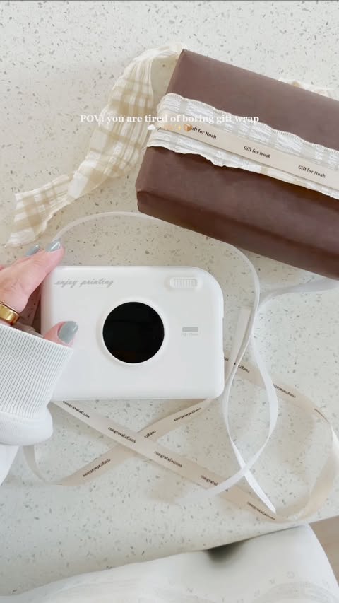 Instagram post by @itsemilyleah for Phomemo. Caption reads: [...] this find and access to the VIP List!!....