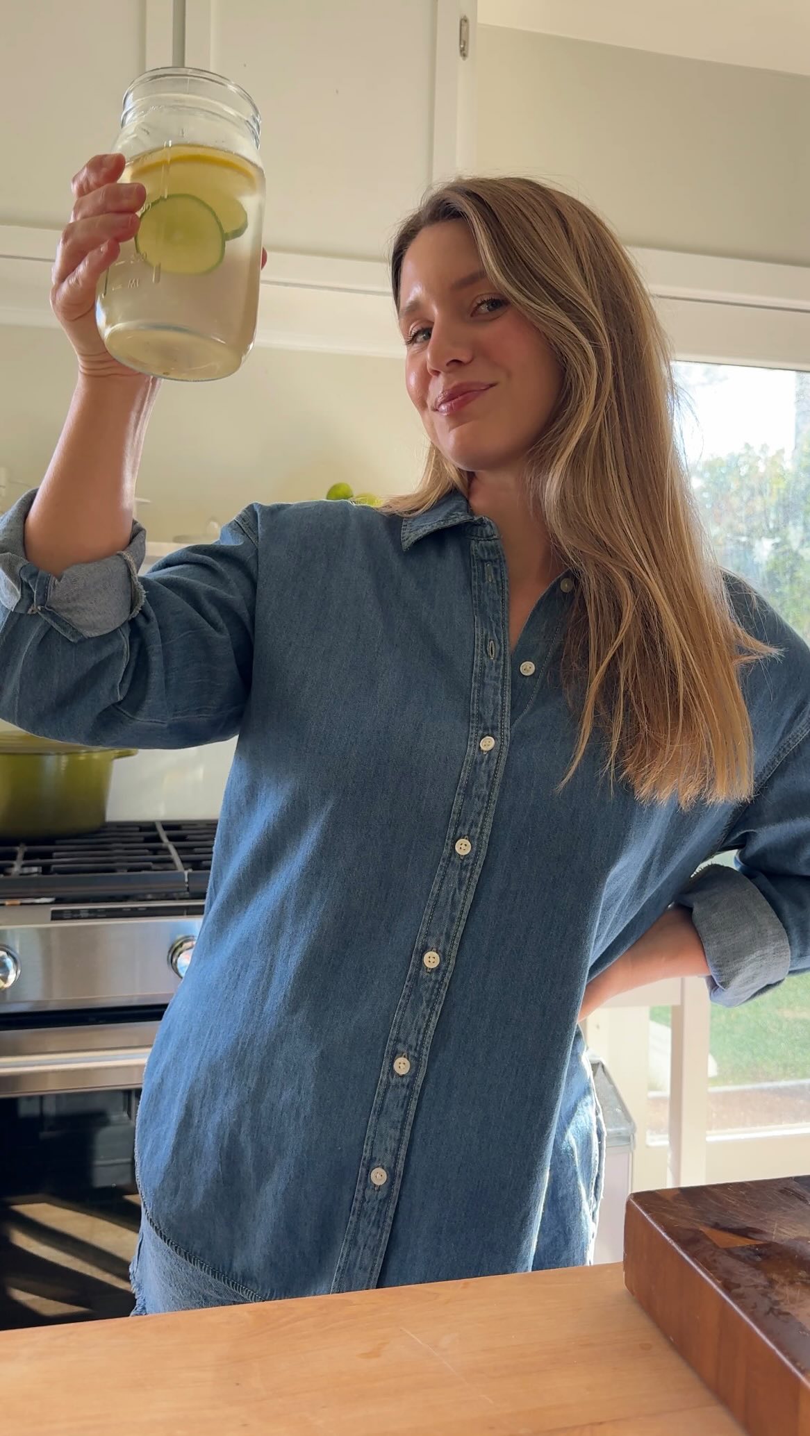 Instagram post by @joslynkramer for Bragg. Caption reads: #ad Three simple ways I use Bragg Apple Cider....