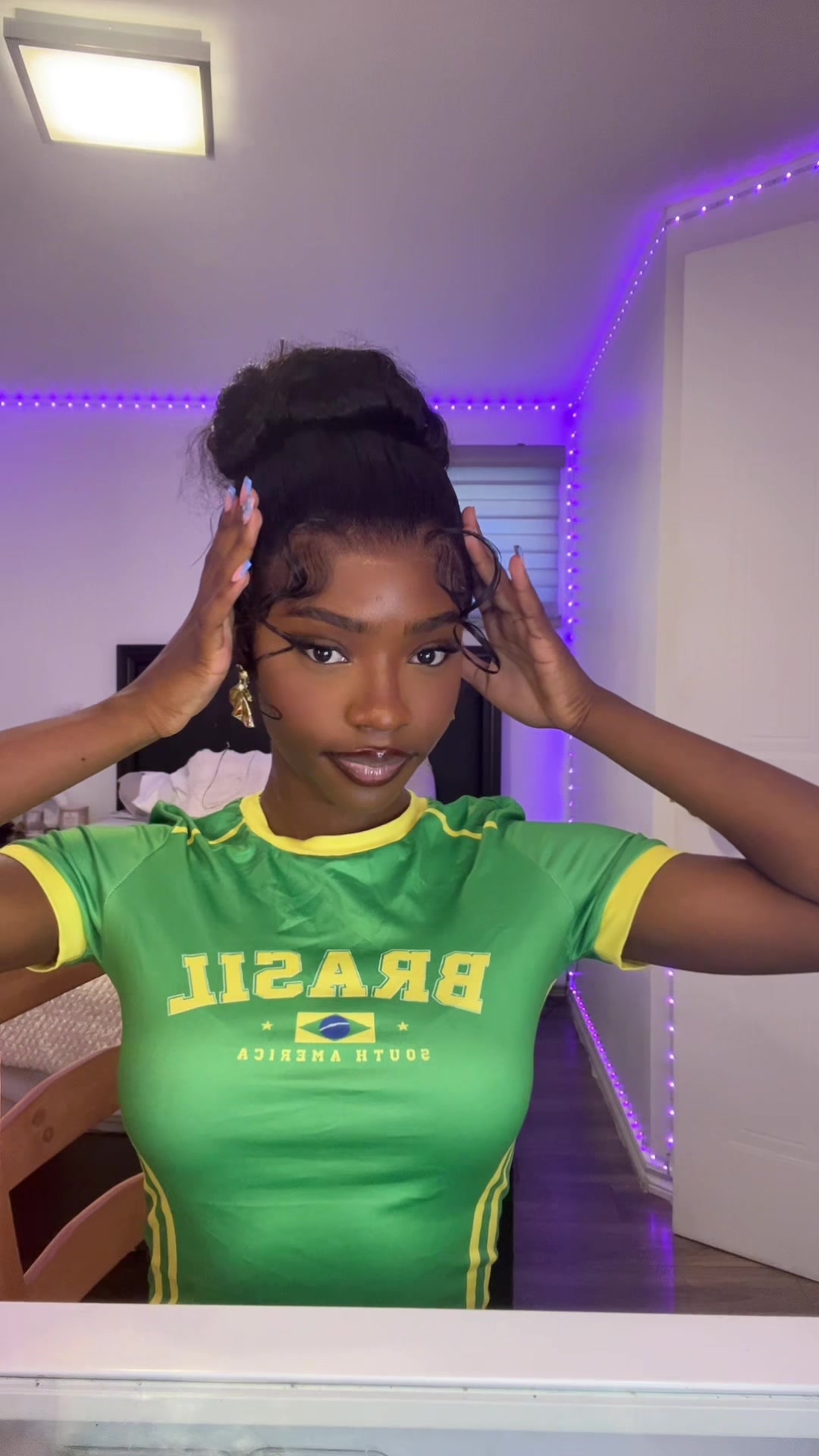 TikTok post by @sarah_phir for Wiggins Hair. Caption reads: @WIGGINS__HAIR .