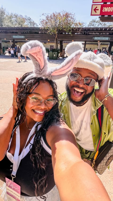 Instagram post by @yourstruly_thehensleys for Disney Parks. Caption reads: [...] Hosted By Disney @waltdisneyworld....