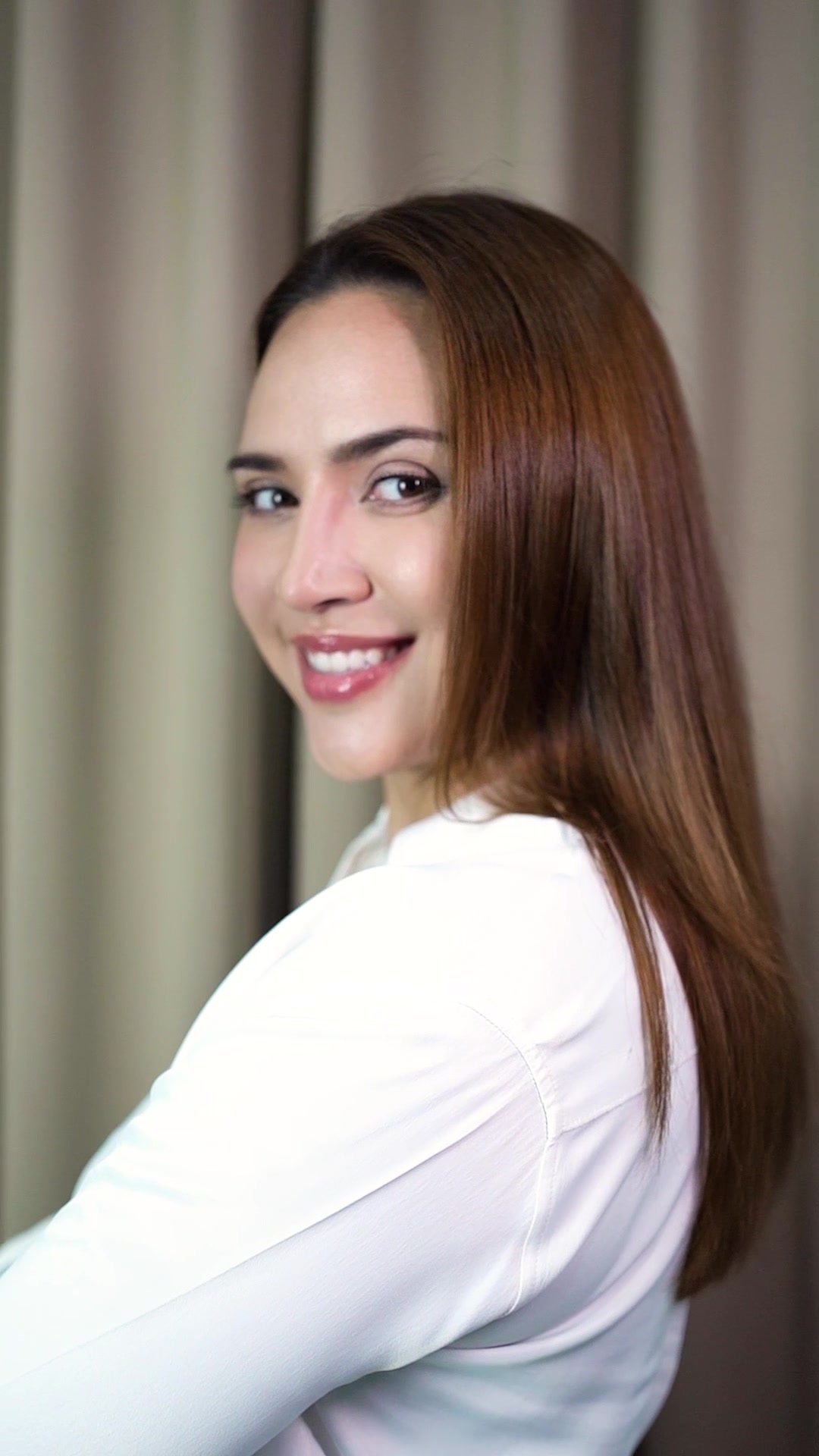 TikTok post by @diana.danielle for L’Oréal Paris Malaysia. Caption reads: Shine happens when hair is balanced. An acidifier....