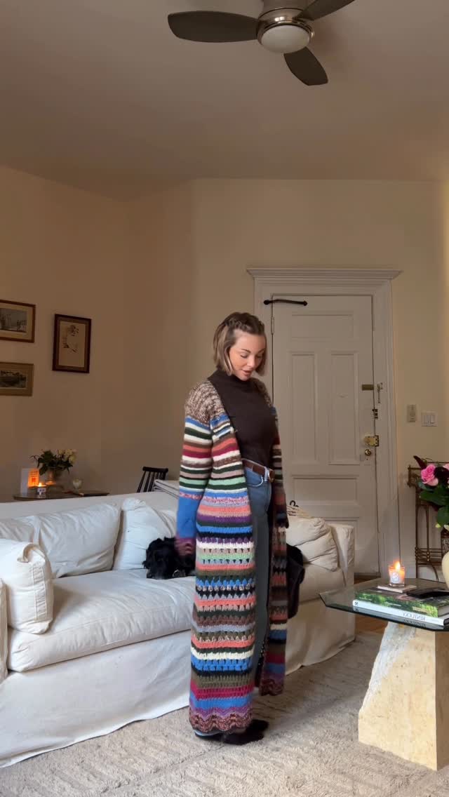 Instagram post by @amberyackzan for Madewell. Caption reads: new fav sweater 🥹🥹

shoes & denim @madewell....