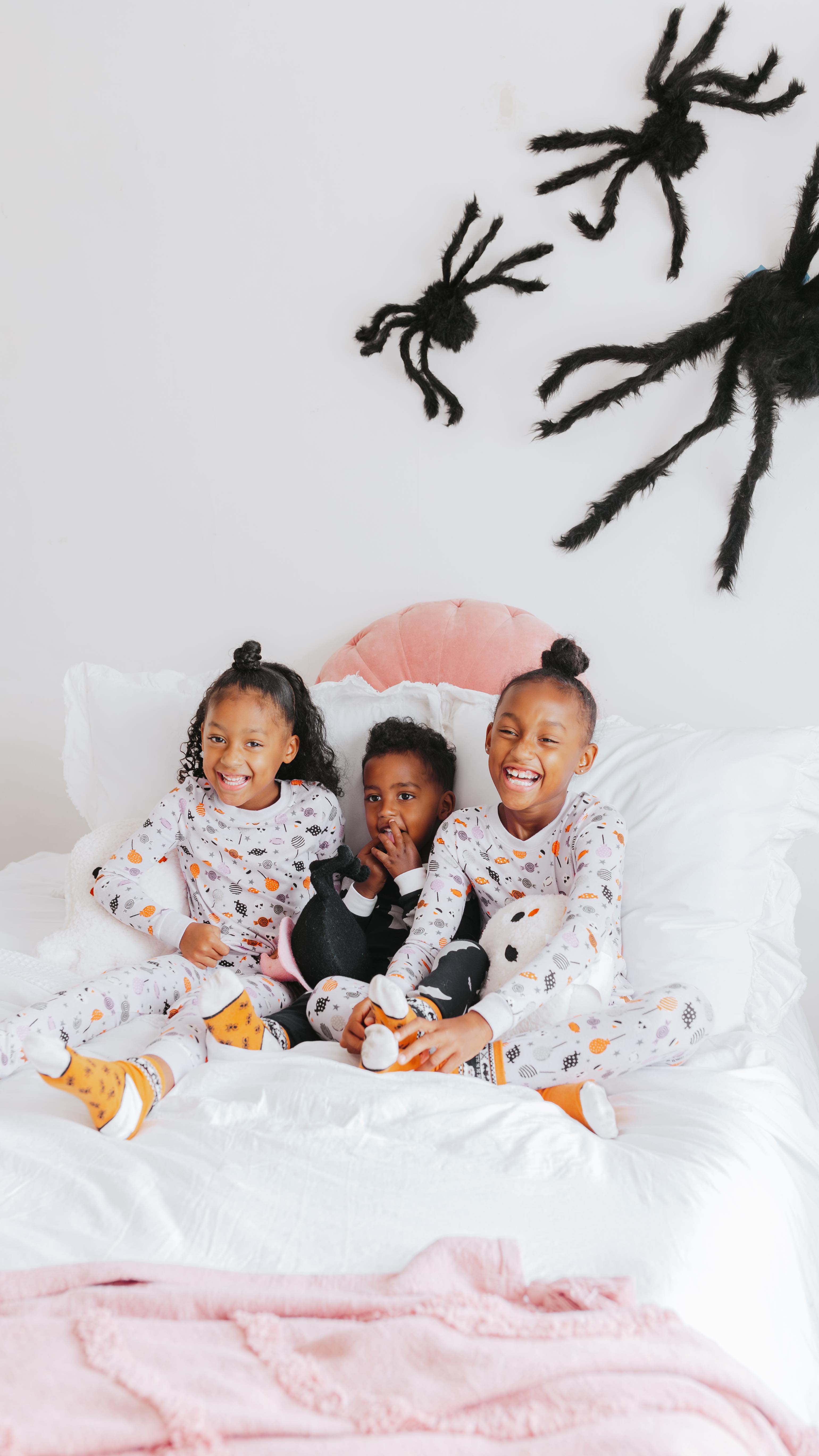 Instagram post by @occasions.byshakira for Melissa & Doug. Caption reads: #AD 🌭🍕 Dinnertime can be chaotic over here, and....