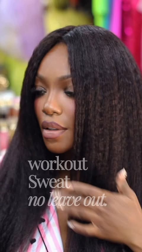 Instagram post by @tiarramonet for Curlsqueen. Caption reads: My @curlsqueenofficial #kinkystraight is the....
