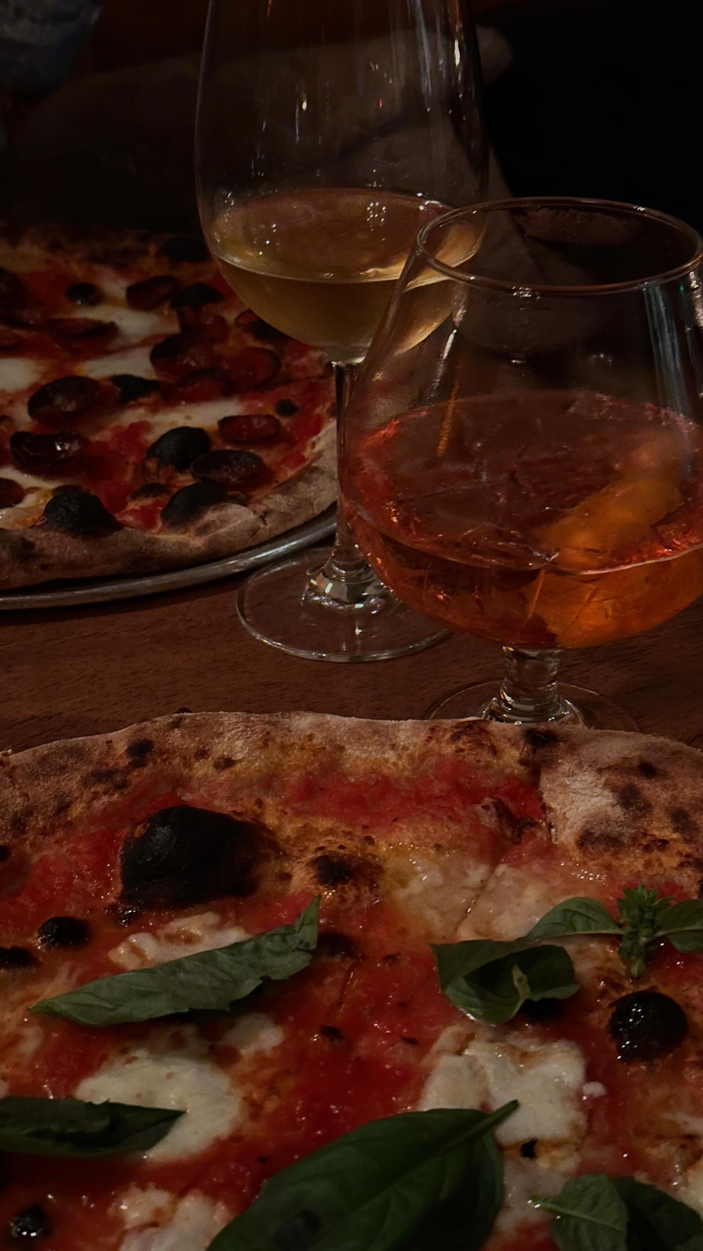 Instagram post by @alexisxbraun for Elite Eleven Sporting. Caption reads: [...] wear but make it cool girl....