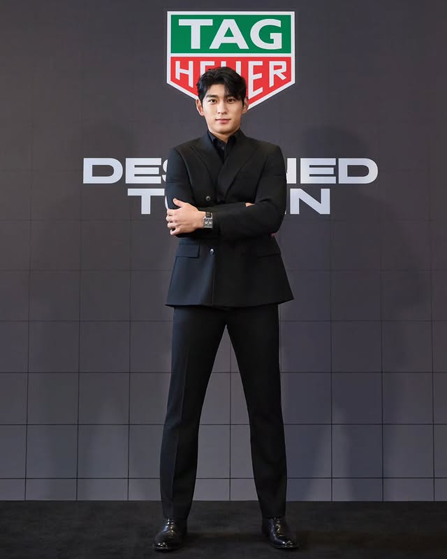 Instagram post by @hoohoohoo__ for TAG Heuer. Caption reads: Designed to Win #TAGHeuer #태그호이어 #DesignedToWin.