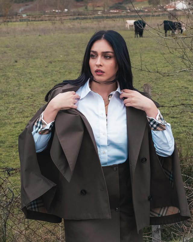 Instagram post by @cemrebaysel for Burberry. Caption reads: 🦇

#reklam.