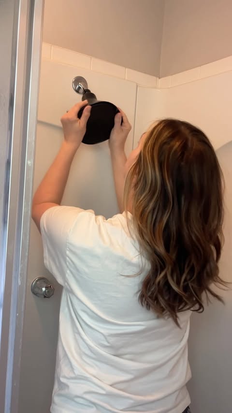 Instagram post by @itskelsieslife for Canopy. Caption reads: [...] our new filtered shower head from....