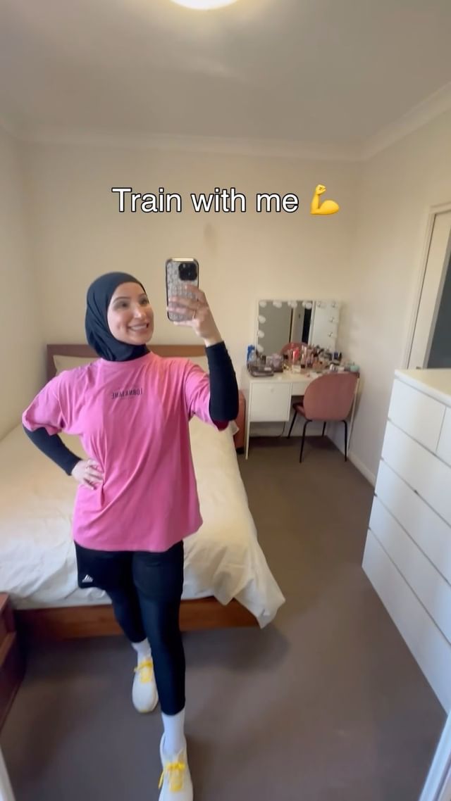 Instagram post by @tinarahimii_ for Homedics. Caption reads: No one wants to be sore after a workout 😭 When....