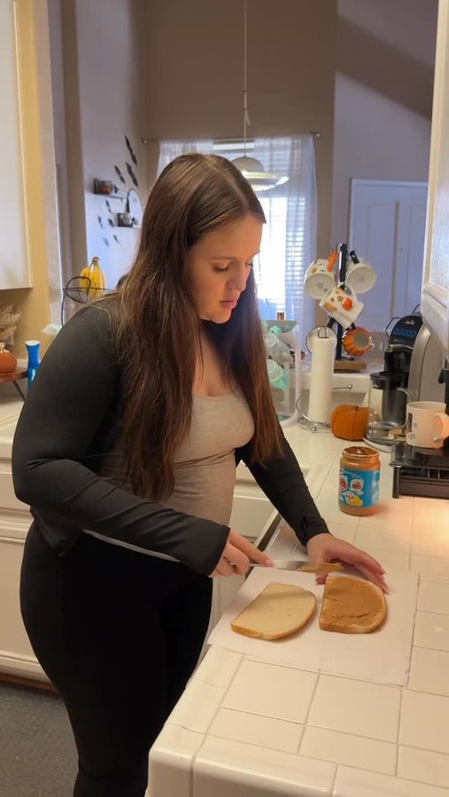 Instagram post by @mamatobabyfoodie for Eureka. Caption reads: [...] go check out the link in my bio! #ad....