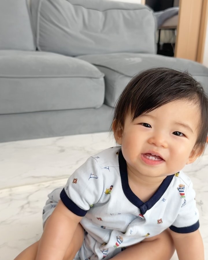 Instagram post by @noah.eve_ for nicosoap. Caption reads: 最近べびを君が使っているnicoオイル👶✨

あの有名な高保湿石鹸『nico石鹸』に保湿オイルが出....
