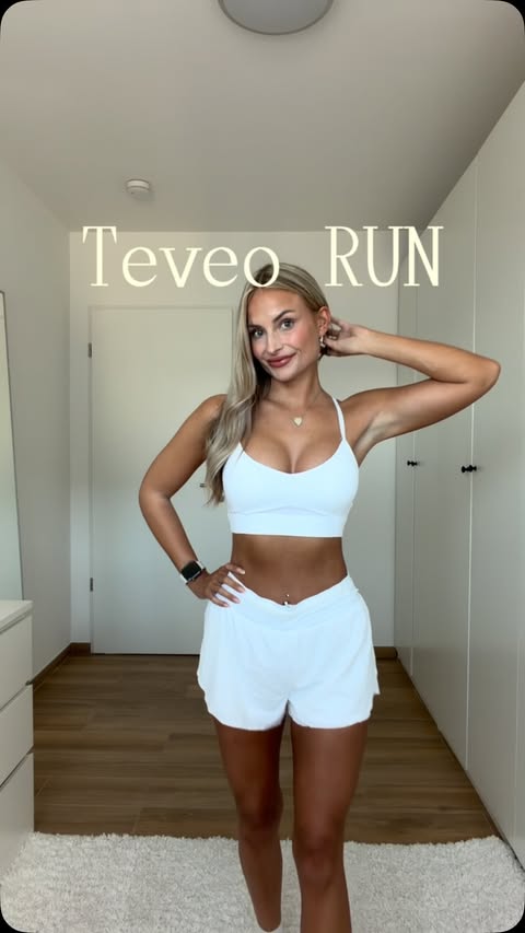 Instagram post by @gretalpe for TEVEO. Caption reads: @teveo | code : Lina 🤍 Launch heute 20 Uhr 🏃🏻....