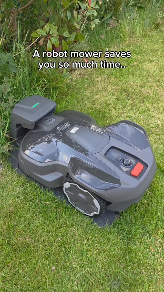 Instagram post by @keiths_par3 for Husqvarna. Caption reads: I could watch this all day!....