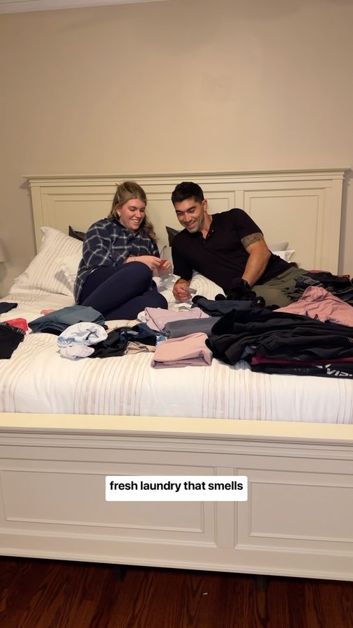 Instagram post by @hannahwiththelipstick for Buff City Soap. Caption reads: [...] got the scent called Narcissist from....